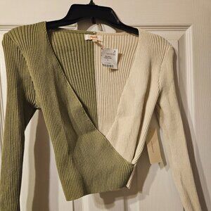 Junior Medium girls long sleeve top